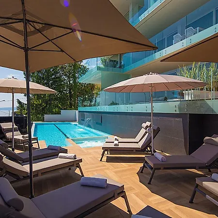 Deluxe With Swimming Pool * Opatija