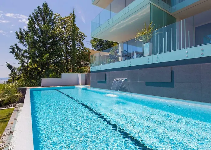 Deluxe With Swimming Pool Lejlighed Opatija